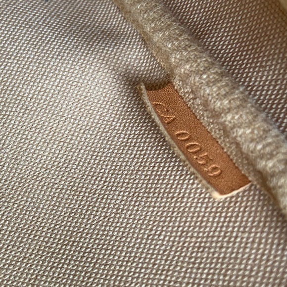 Louis Vuitton Pochette Accessoires Damier Azur SOLD - Picture 5 of 5